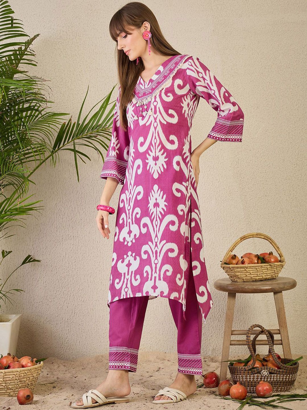 Dhiyona IE Printed V-Neck Pure Cotton Tunic With Trouser