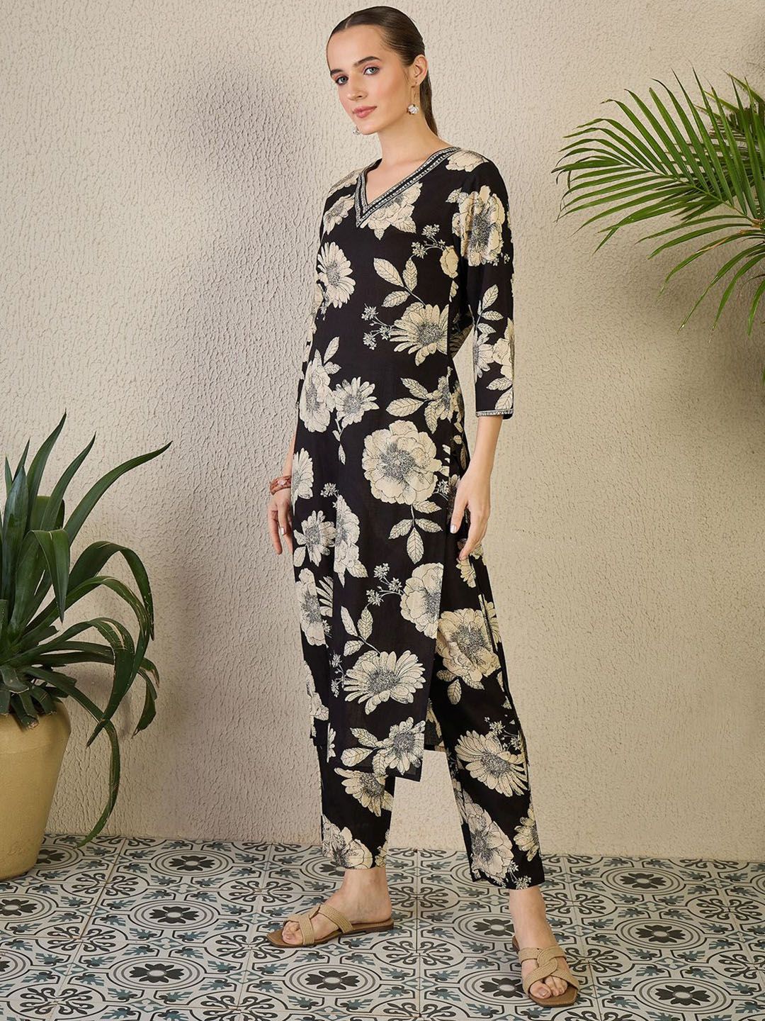 Floral Printed Pure Cotton Kurta with Trousers