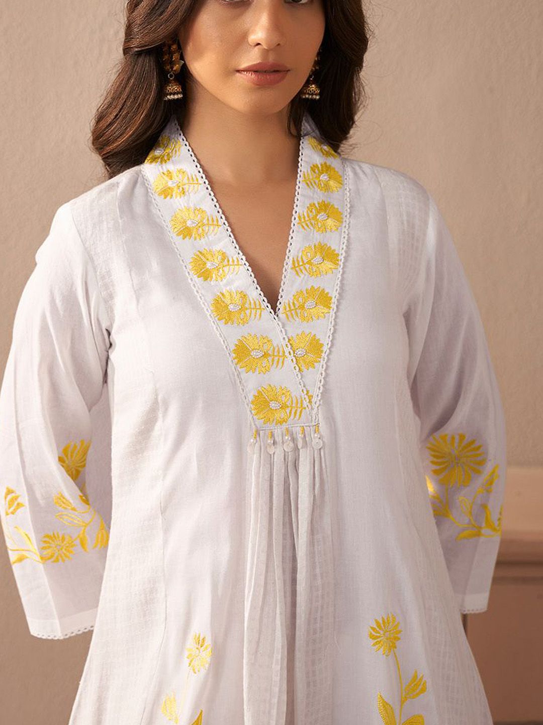 Dhiyona IE Floral Embroidered Thread Work Pure Cotton A-Line Kurta with Trouser & Dupatta