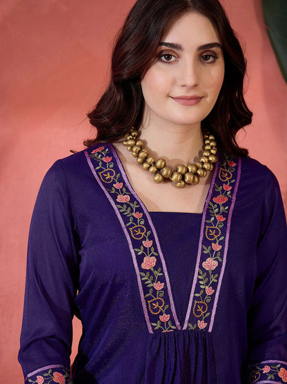 Dhiyona SN Women's Thread Embroidered Kurta With Trousers
