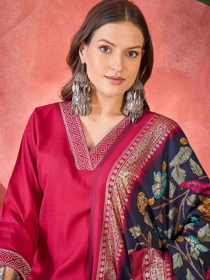 Dhiyona SN Women's Solid Kurta with Trousers & Dupatta