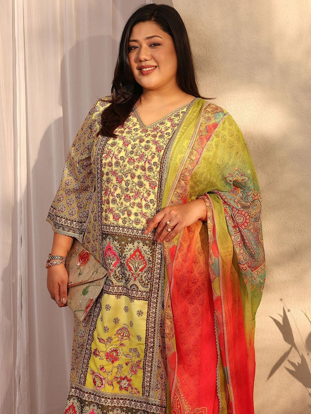 Dhiyona Women's Plus Size Ethnic Motifs Printed Kurta with Palazzos & Dupatta