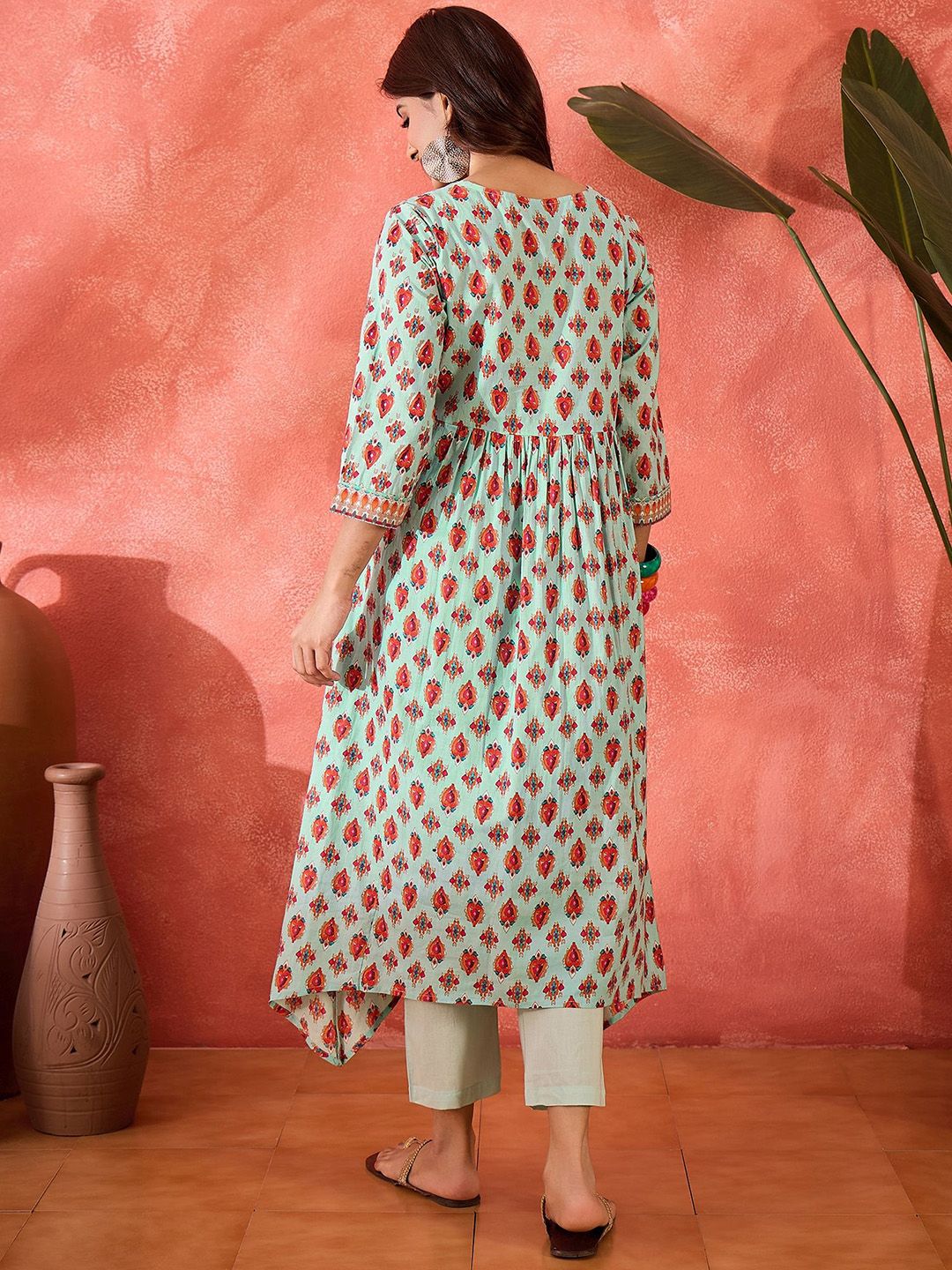 Dhiyona SN Women's Ethnic Motifs Printed Cotton Kurta with Trousers