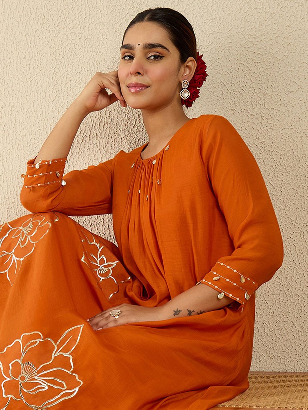 Dhiyona IE Women Floral Embroidered Regular Gotta Patti Kurta with Trousers