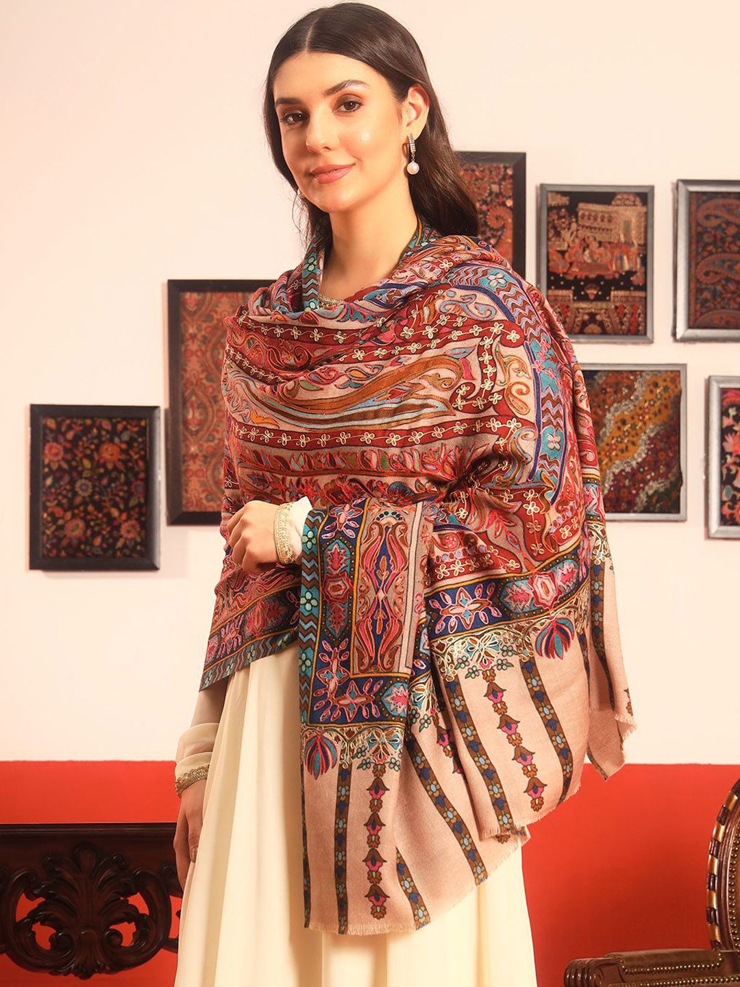 Dhiyona PA Paisley Embroidered Kalamkari Shawl
