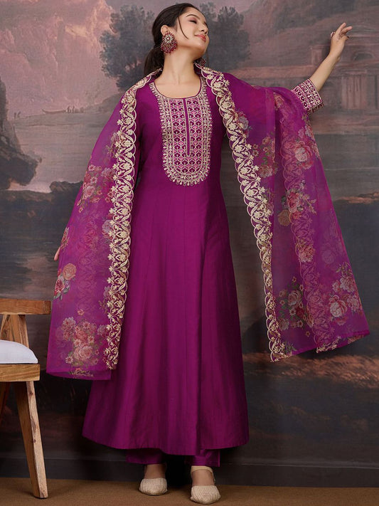 Dhiyona PD Women Floral Yoke Design Anarkali Kurta & Trousers With Dupatta