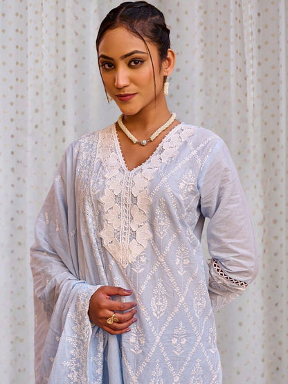 Women Ethnic Motifs Embroidered Regular Thread Work Pure Cotton Kurta with Trousers & With Dupatta