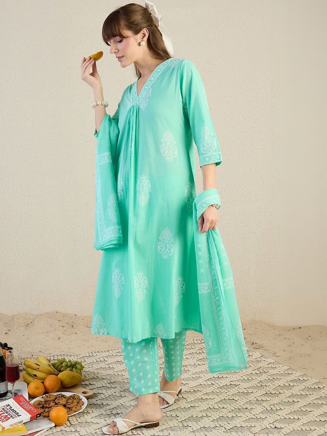 Women Ethnic Motifs Printed Regular Pure Cotton Kurta with Trousers & With Dupatta