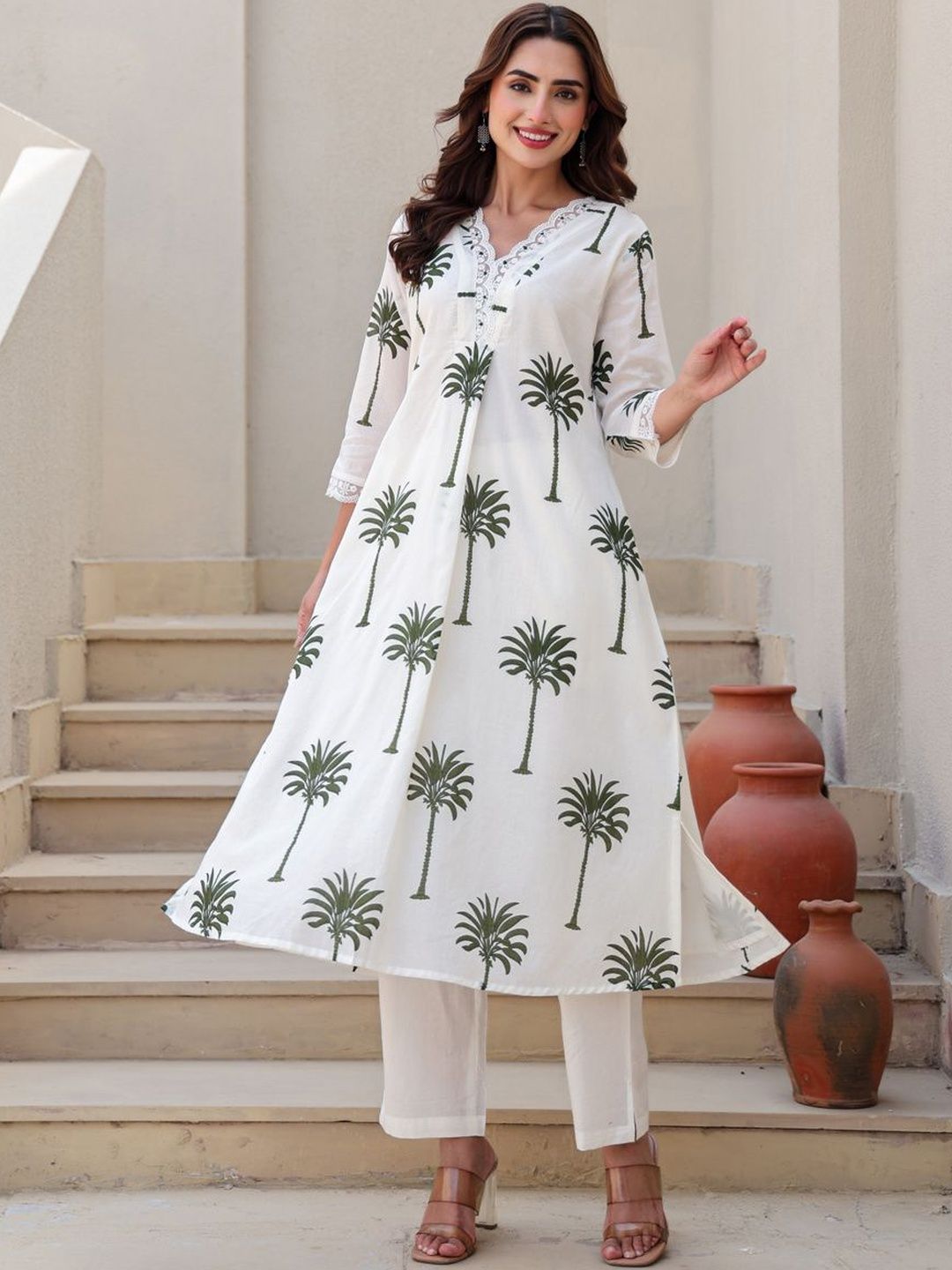Women Ethnic Motifs Printed Regular Thread Work Pure Cotton Kurta with Trousers