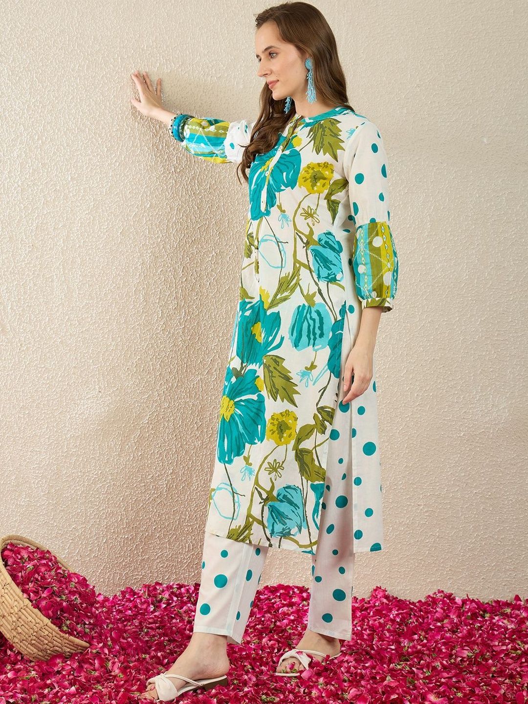 Dhiyona IE Printed Mandarin Collar Three-Quarter Sleeves Pure Cotton Tunic And Trousers
