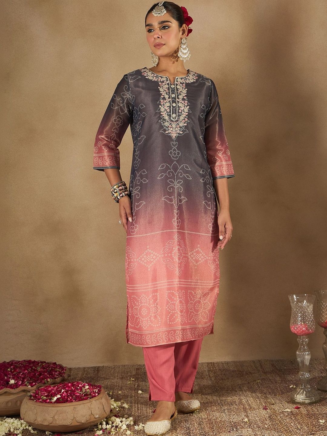 Women Leheriya Printed Regular Sequinned Kurta with Trousers & With Dupatta