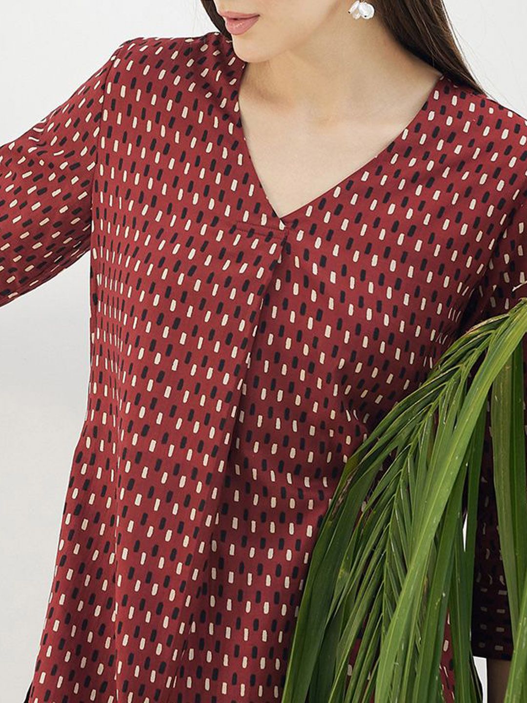 Dhiyona IE Printed Pure Cotton V-Neck Top With Trousers Co-Ords