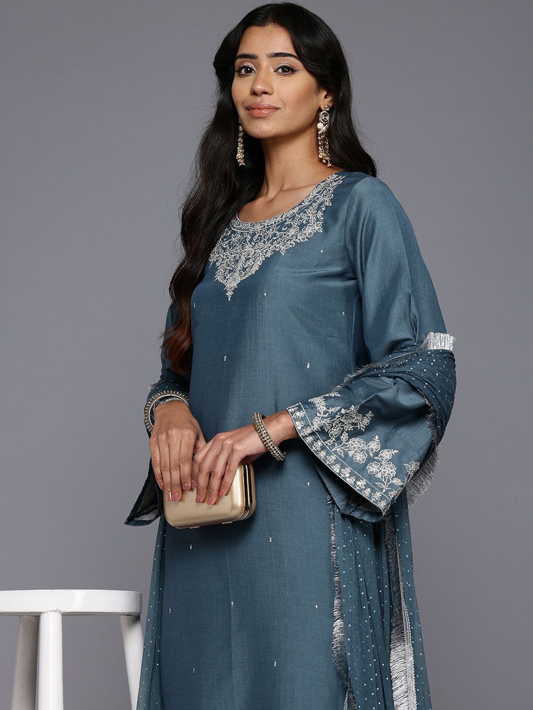 Dhiyona VA Women's Floral Embroidered Regular Kurta Trousers With Dupatta