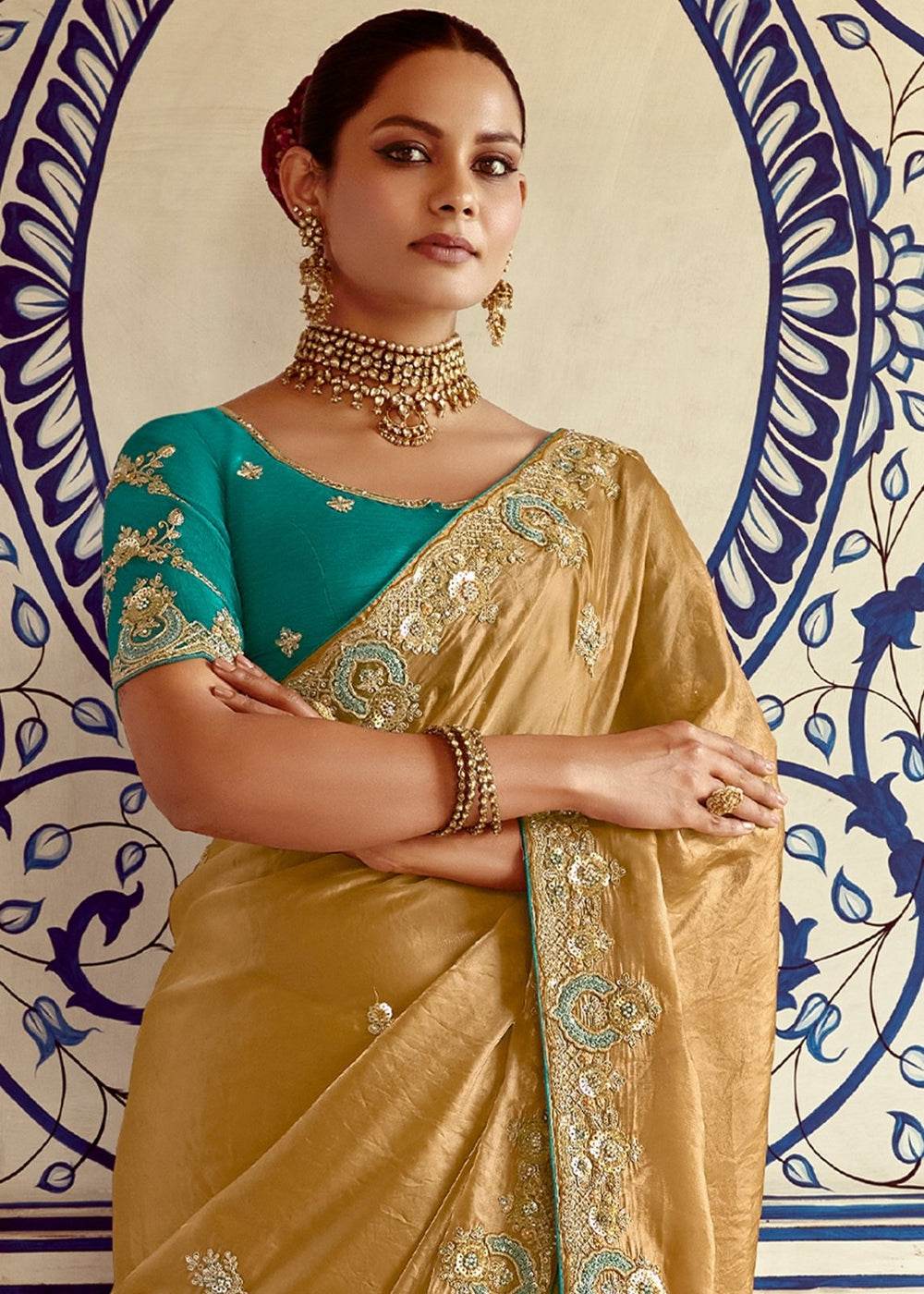 Dhiyona KM Women Golden Designer Silk Saree With Rich Zari Embroidery