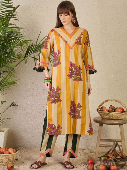 Floral Printed Pure Cotton Kurta with Trousers & With Dupatta