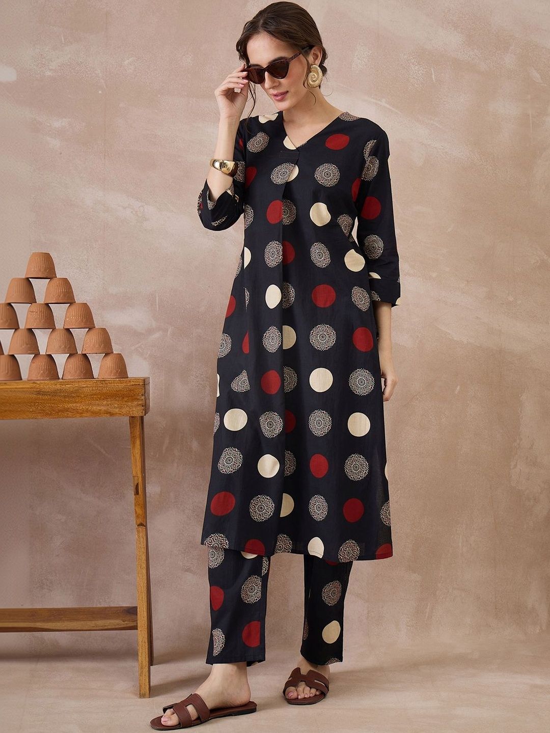 Women Printed Regular Pure Cotton Kurta with Trousers