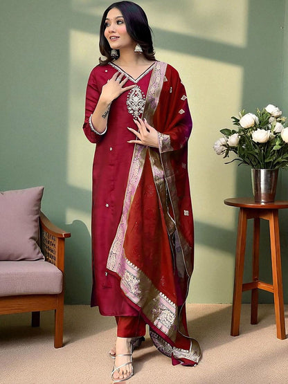Dhiyona SN Women's Embroidered Pure Cotton Straight Kurta Pyjama & Dupatta Kurta Set