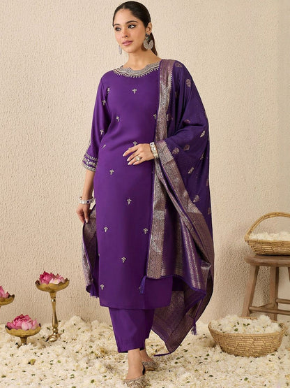 Women Ethnic Motifs Embroidered Regular Kurta with Patiala & Dupatta