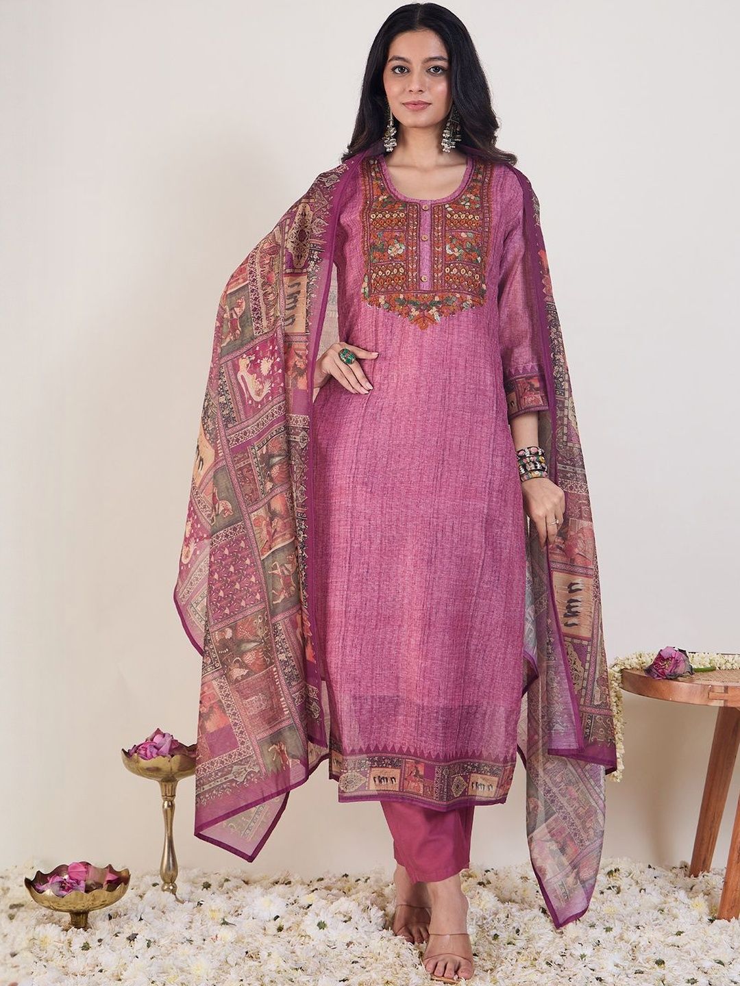 Dhiyona IE Ethnic Motifs Embroidered Chanderi Cotton Kurta With Trousers & Dupatta