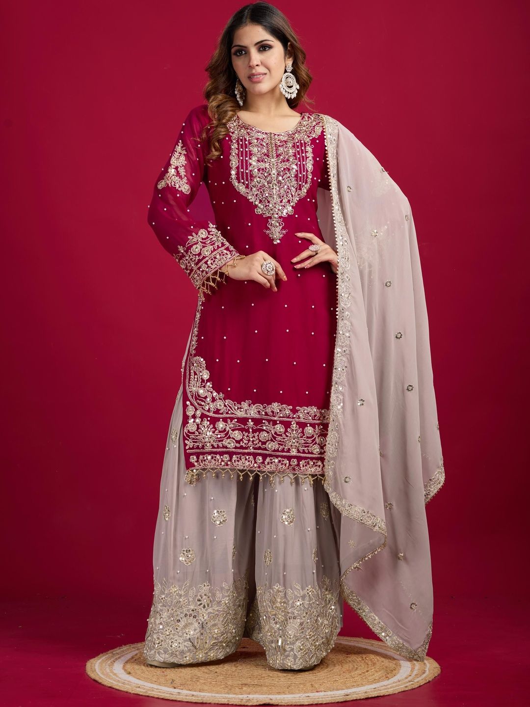 Dhiyona KL Women Ethnic Motifs Embroidered Regular Kurta with Sharara & With Dupatta