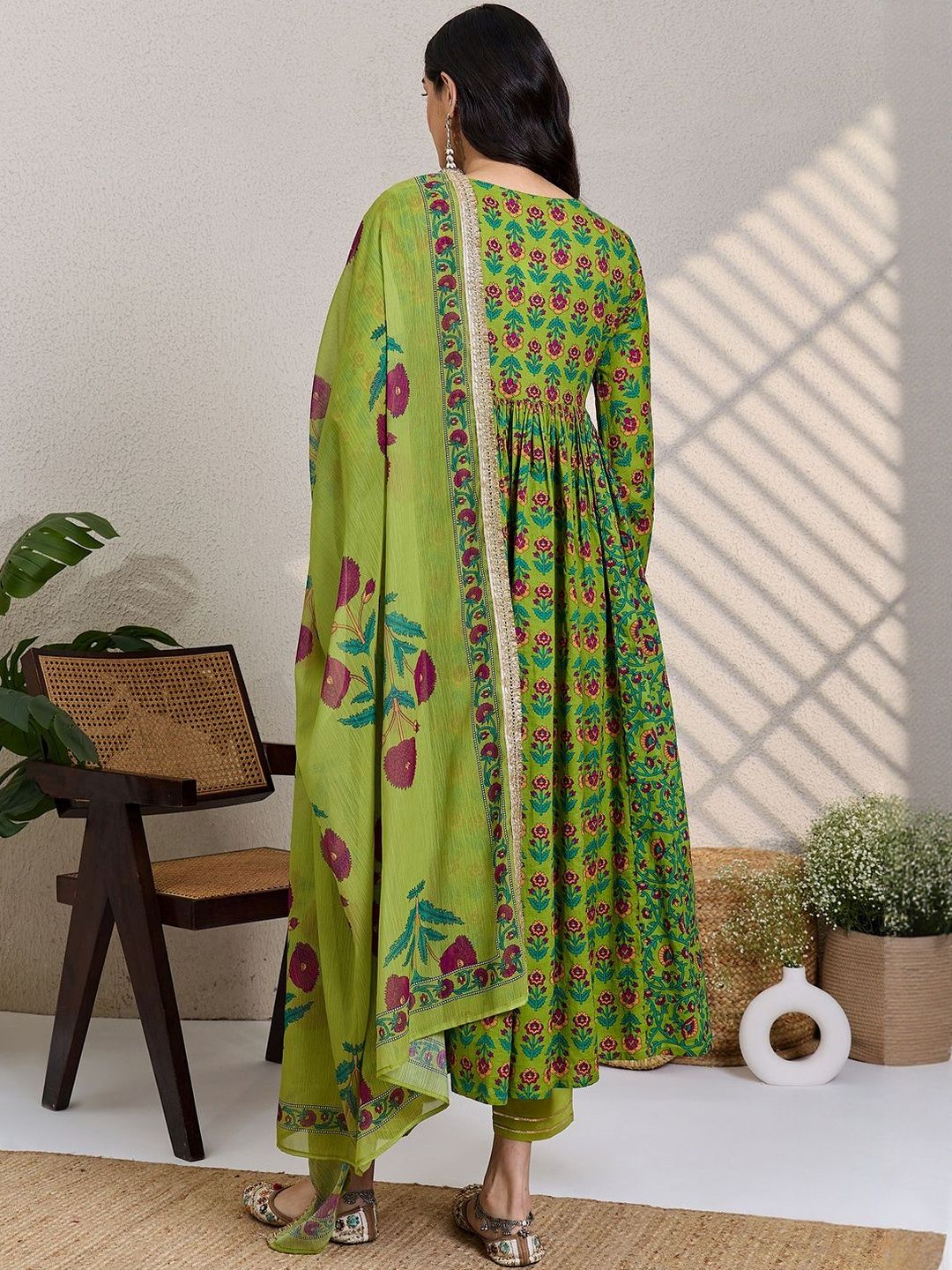Floral Printed Panelled Pure Cotton Kurta With Trouser & Dupatta