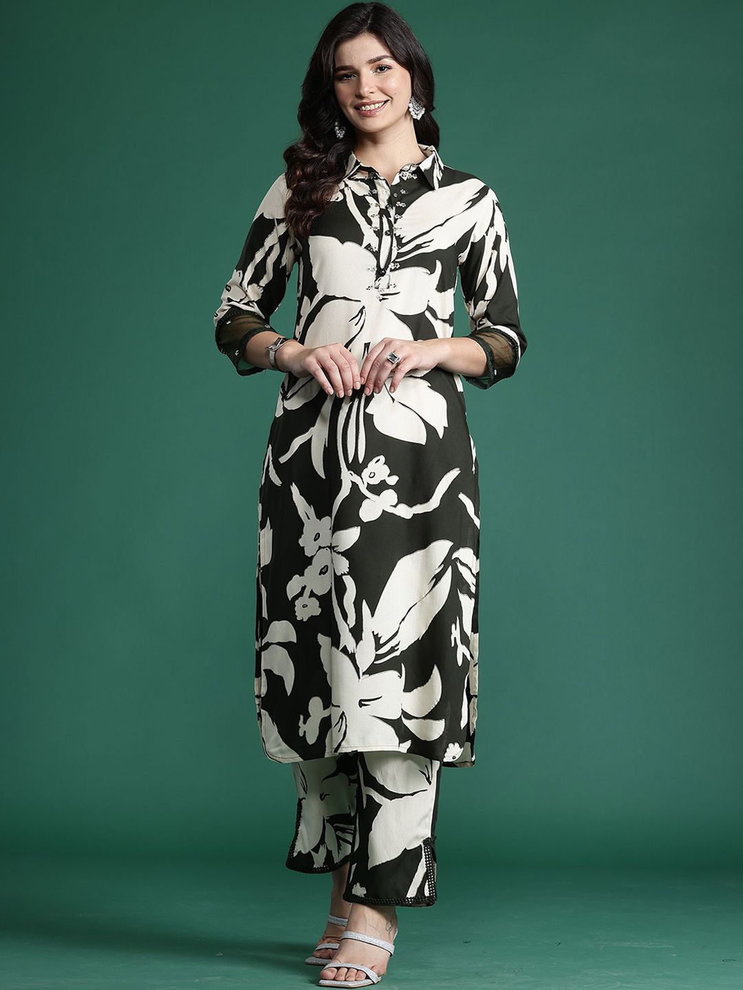Dhiyona IE Floral Printed Three-Quarter Sleeves Tunic With Trouser
