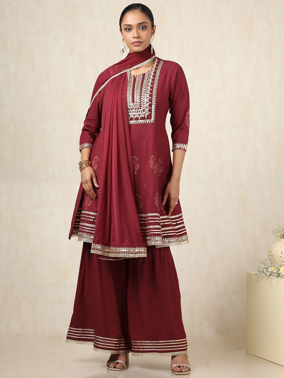 Dhiyona SO Women's Women Floral Striped Empire Sequinned Kurta with Sharara & With Dupatta