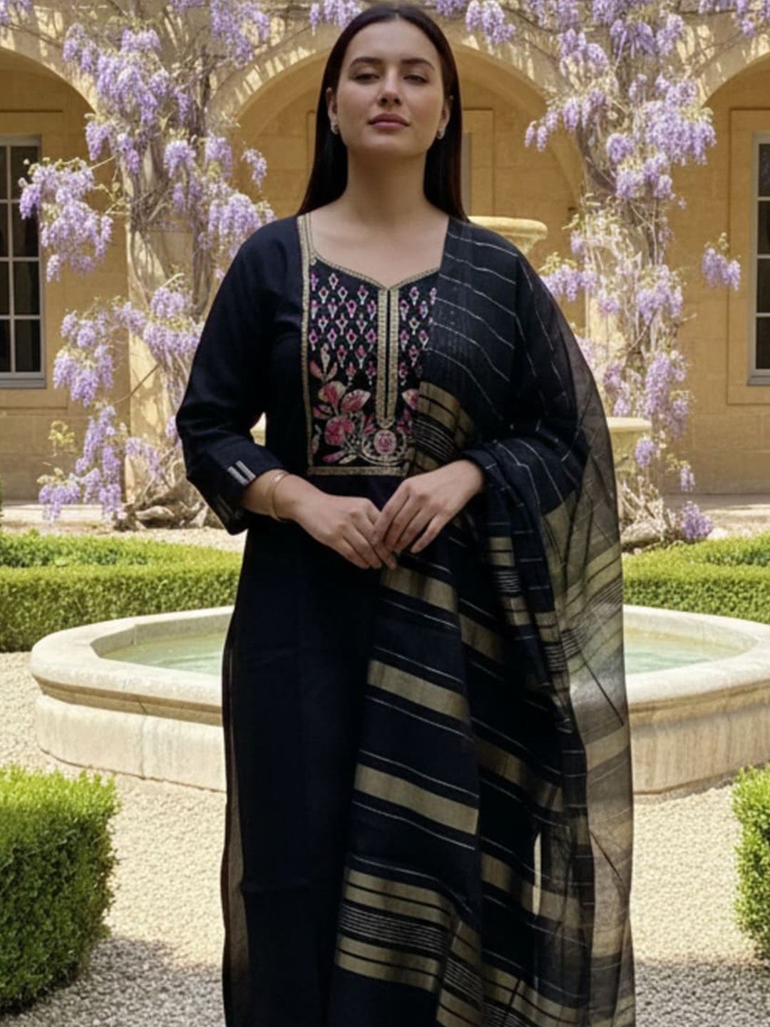 Women Ethnic Motifs Embroidered Regular Thread Work Pure Cotton Kurta with Palazzos & With Dupatta