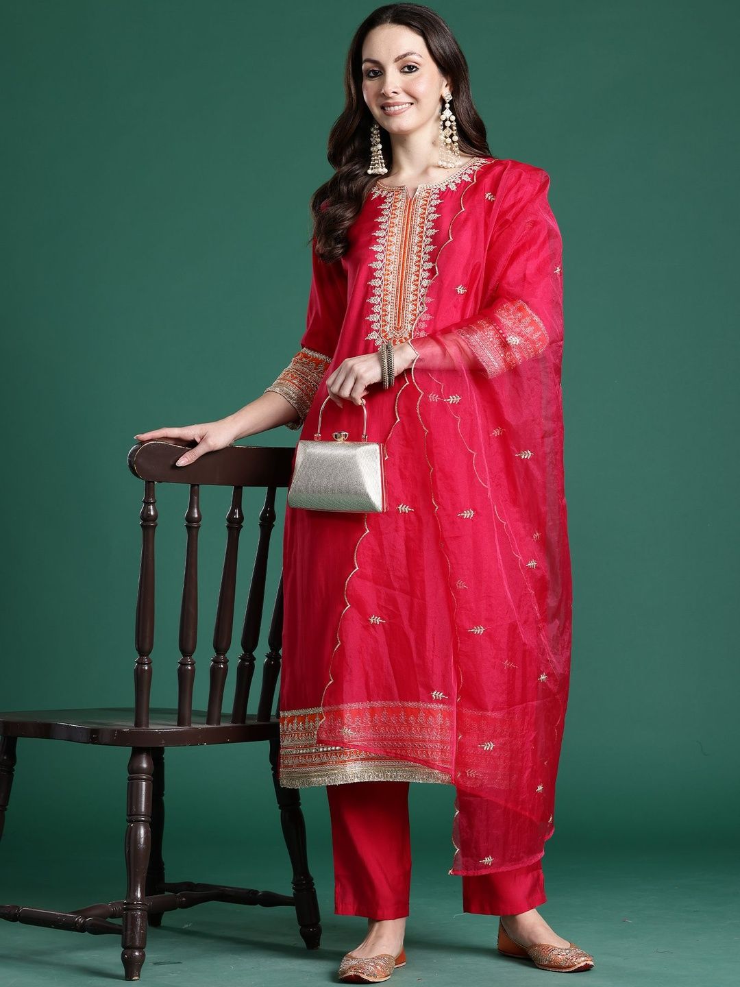 Dhiyona IE Women Ethnic Motifs Embroidered Regular Thread Work Kurta & Trousers With Dupatta