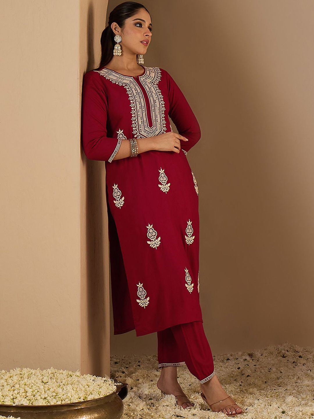Dhiyona IE Embroidered Tunic With Trousers Co-Ords