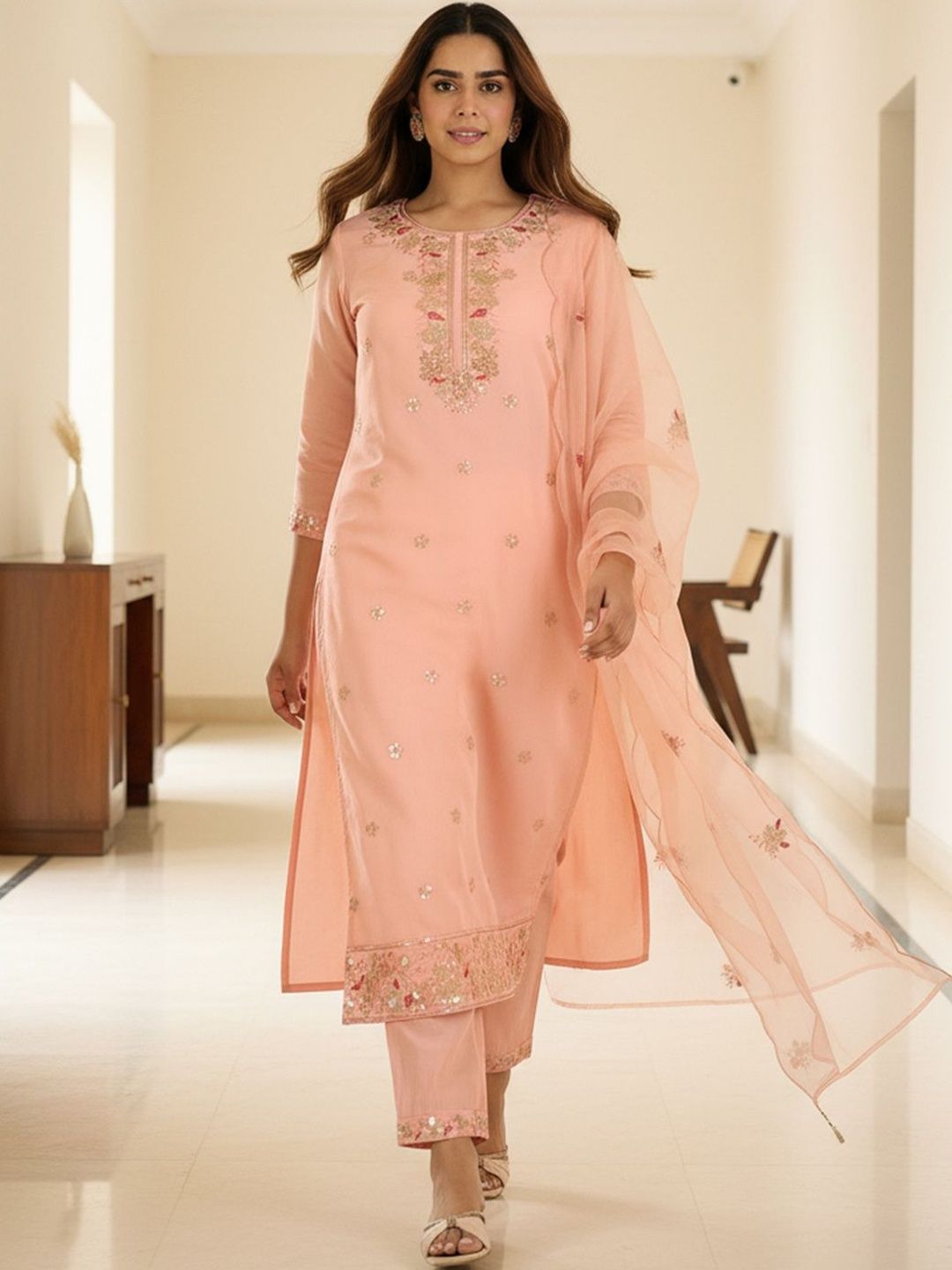 Ethnic Motifs Embroidered Regular Sequinned Kurta With Trousers & Dupatta