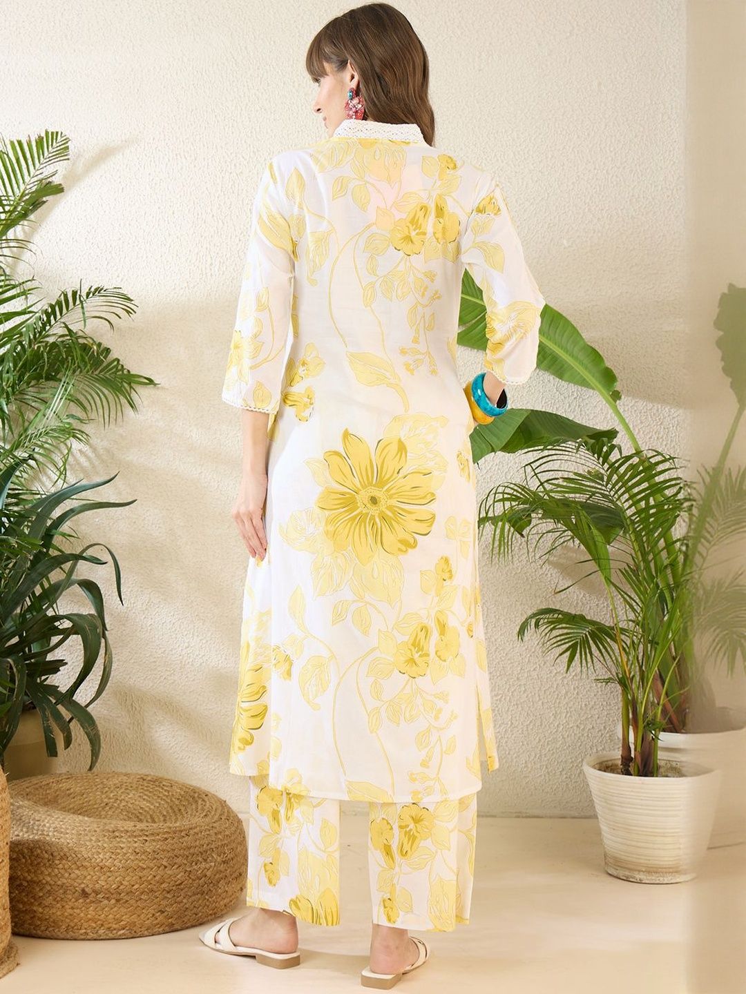 Dhiyona IE Printed V-Neck Three-Quarter Sleeves Pure Cotton Tunic And Trousers