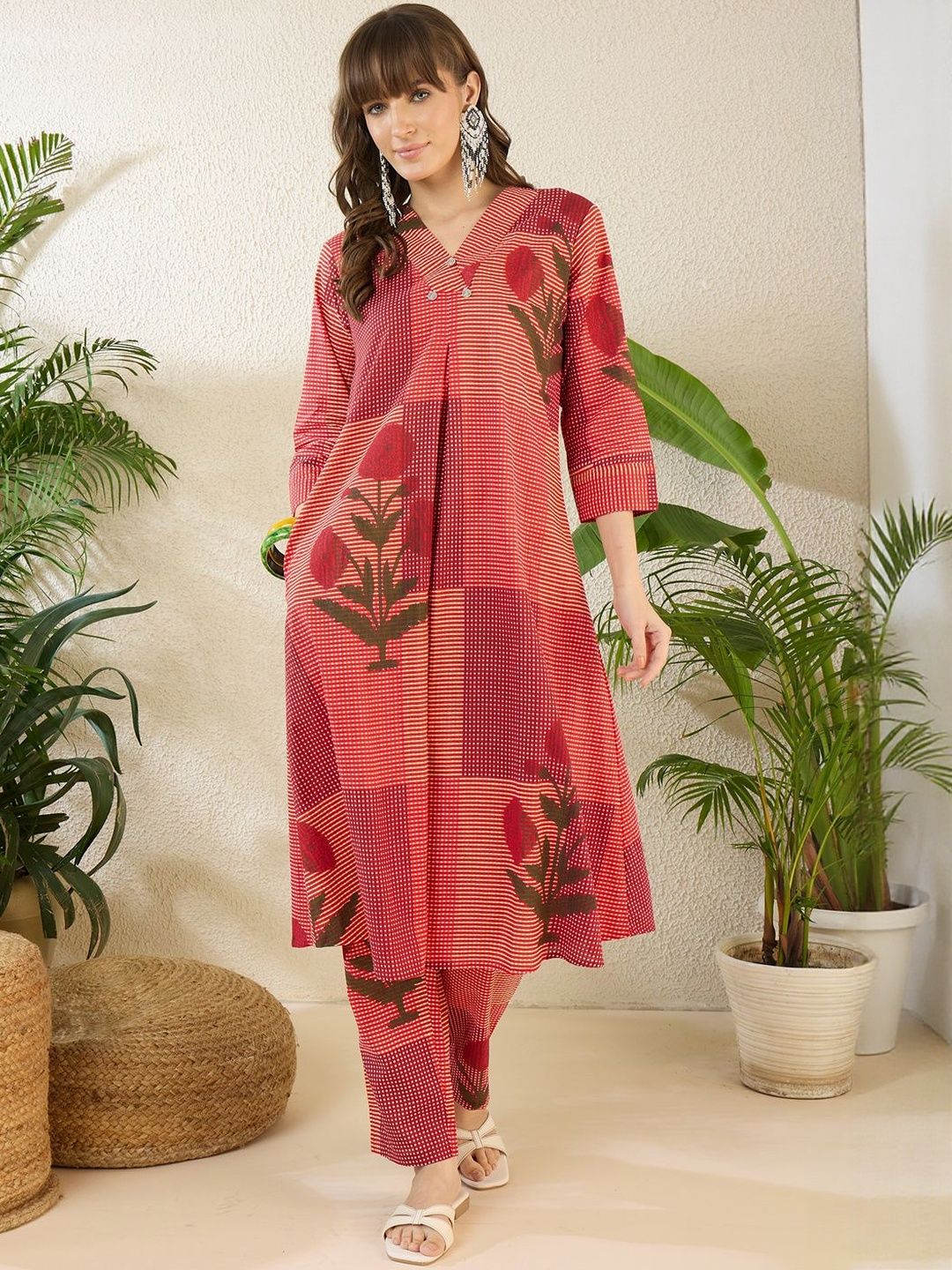 Dhiyona IE Women Printed Regular Pure Cotton Kurta with Trousers