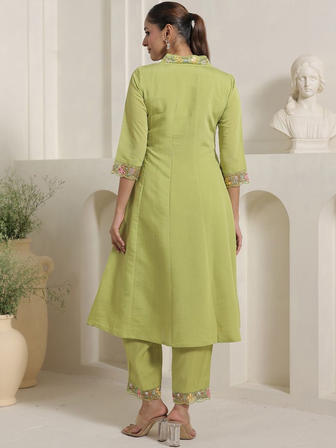 Floral Embroidered Thread Work Kurta With Trousers & Dupatta