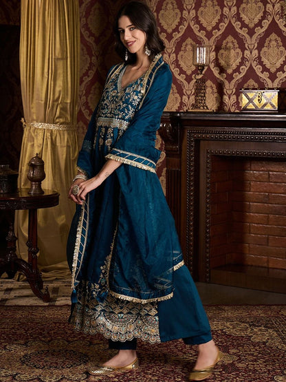 Dhiyona CH Floral Embroidered Pleated V-Neck Thread Work Kurta With Trousers & Dupatta