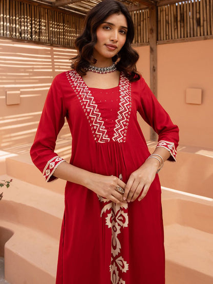 Dhiyona IE Floral Printed V-Neck A-Line Tunic & Trousers