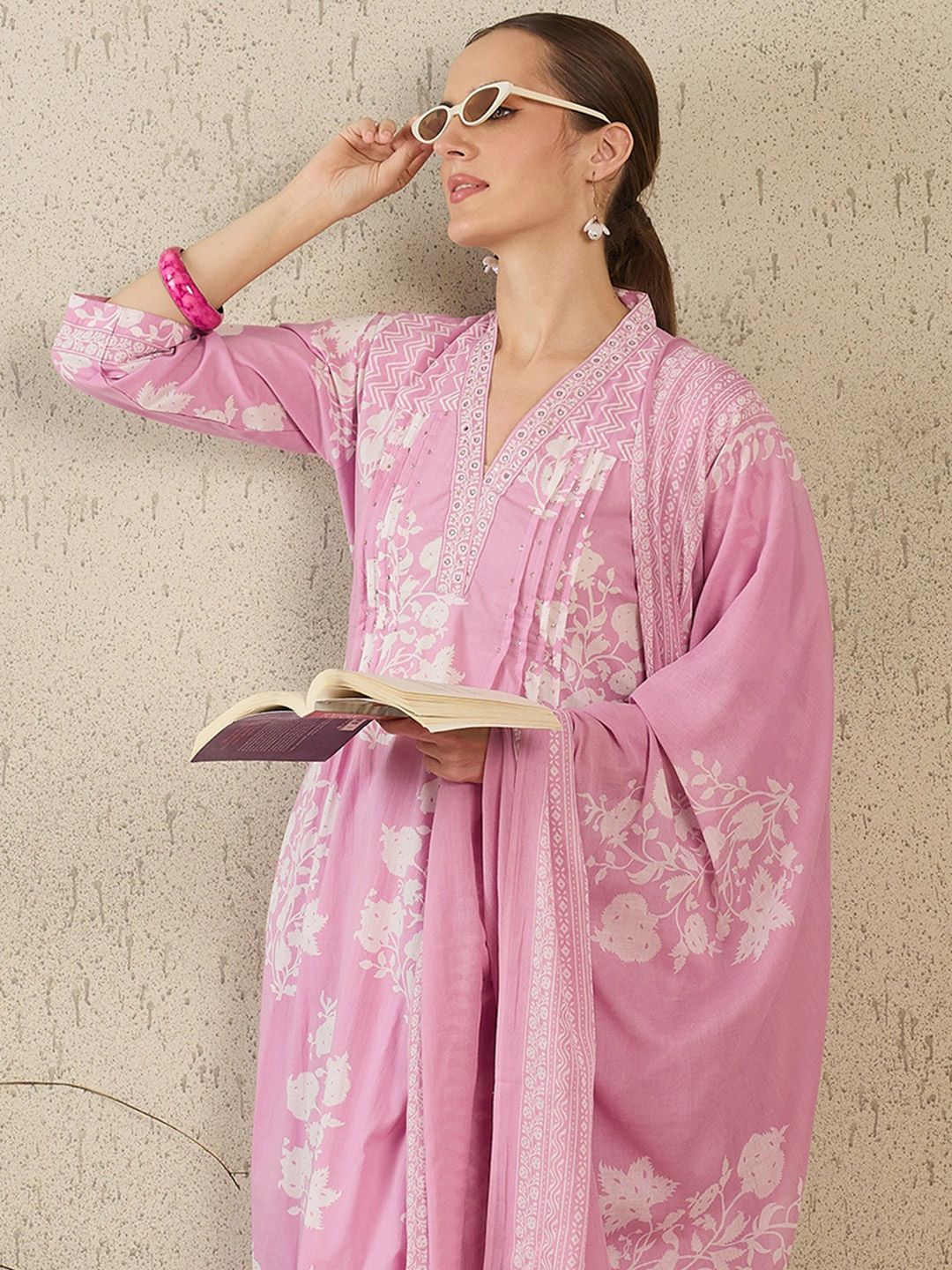 Dhiyona IE Women Floral Printed Pure Cotton A-Line Kurta with Trouser & Dupatta