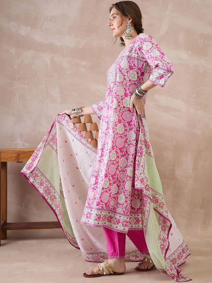 Women Floral Printed Regular Thread Work Pure Cotton Kurta with Trousers & With Dupatta