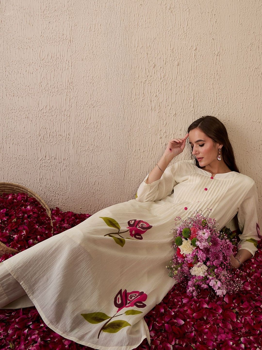 Dhiyona IE Women Floral Printed Round Neck Pure Cotton Pleated Kurta with Trousers