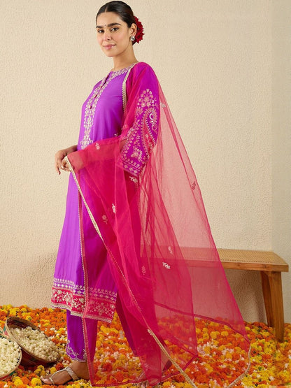 Floral Yoke Design Round Neck Thread Work Straight Kurta & Dupatta with Trousers