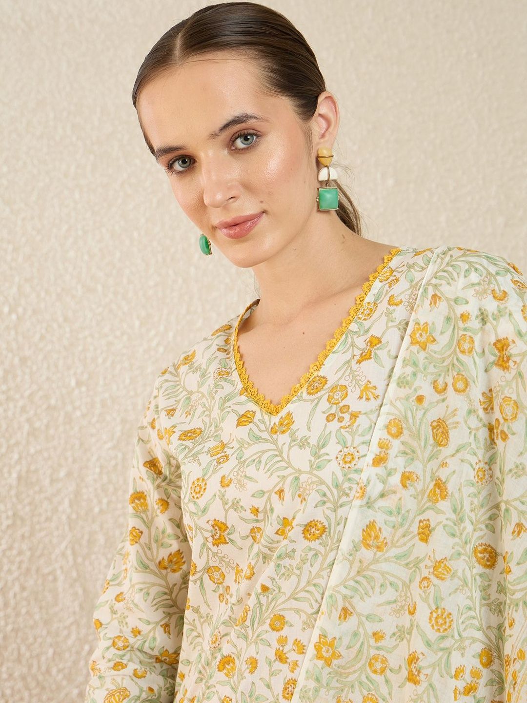 Floral Printed V-Neck Regular Pure Cotton Straight Kurta With Trousers & Dupatta