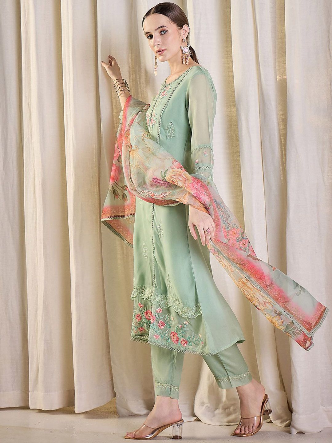 Women Floral Embroidered Kurta with Trousers & Dupatta