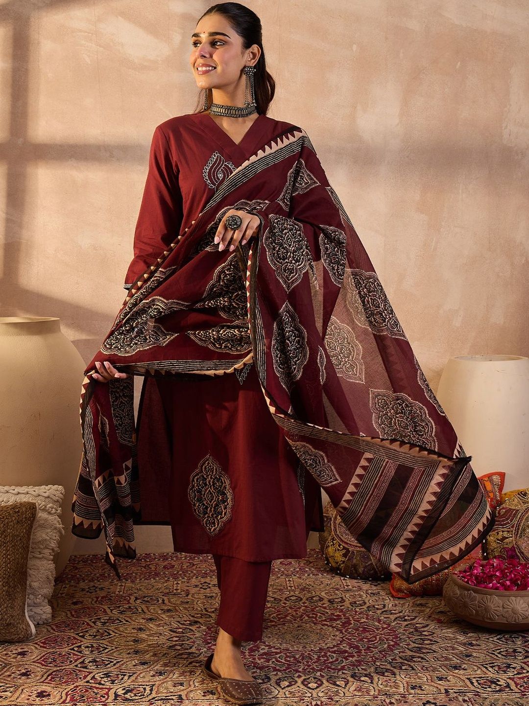 Ethnic Motifs Embroidered Thread Work Pure Cotton Kurta With Trousers & Dupatta