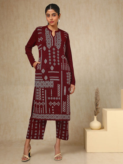 Dhiyona SO Women's Maroon Geometric Woven Design Mandarin Collar Acrylic Straight Kurta With Trouser