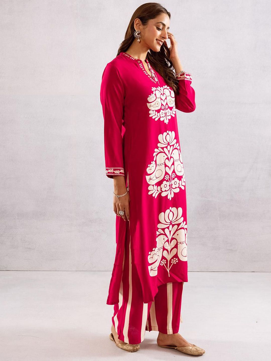 Dhiyona IS Women's Women Ethnic Motifs Print Regular Kurta with Palazzos
