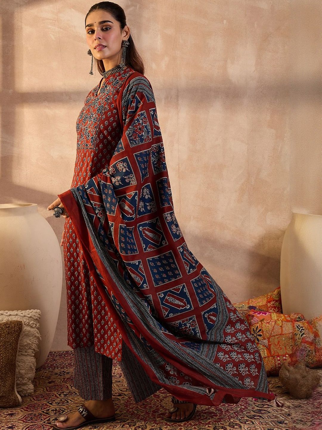 Women Floral Printed Cotton Kurta with Trousers & Dupatta