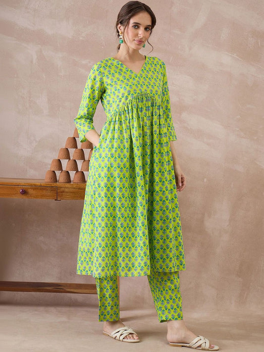 Women Ethnic Motifs Printed Empire Pure Cotton Kurta with Trousers