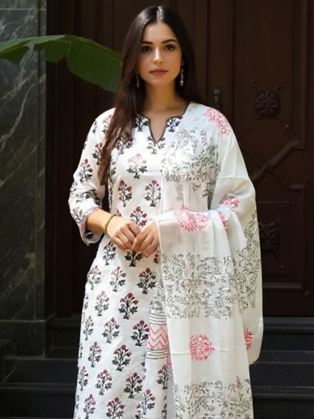 Dhiyona IE Women Ethnic Motifs Printed Regular Pure Cotton Kurta & Trousers With Dupatta