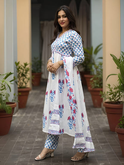 Dhiyona IE Women's Women Floral Printed Empire Pure Cotton Kurta with Trousers & Dupatta