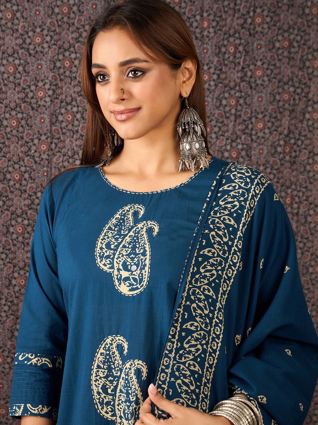 Dhiyona IE Printed Round Neck Thread Work Pure Cotton Straight Kurta With Trousers & Dupatta